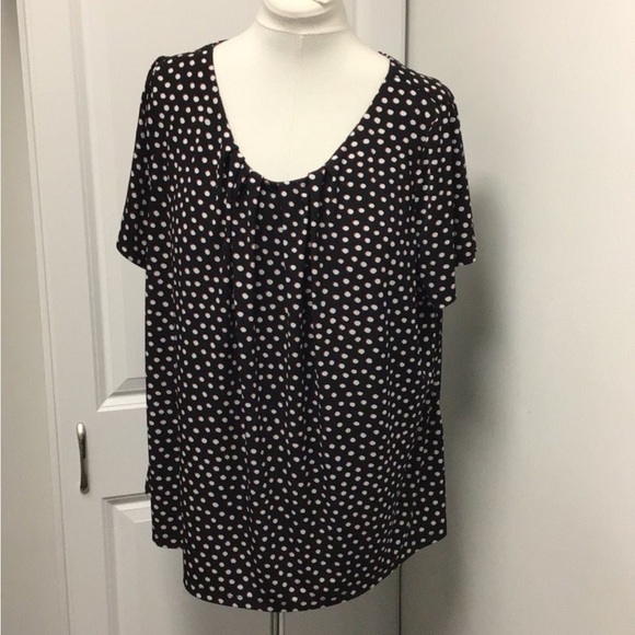 Liz Claiborne Career Woman Pleated Scoop Neck Polka Dot Blouse, Black, sz 3X - Picture 7 of 10